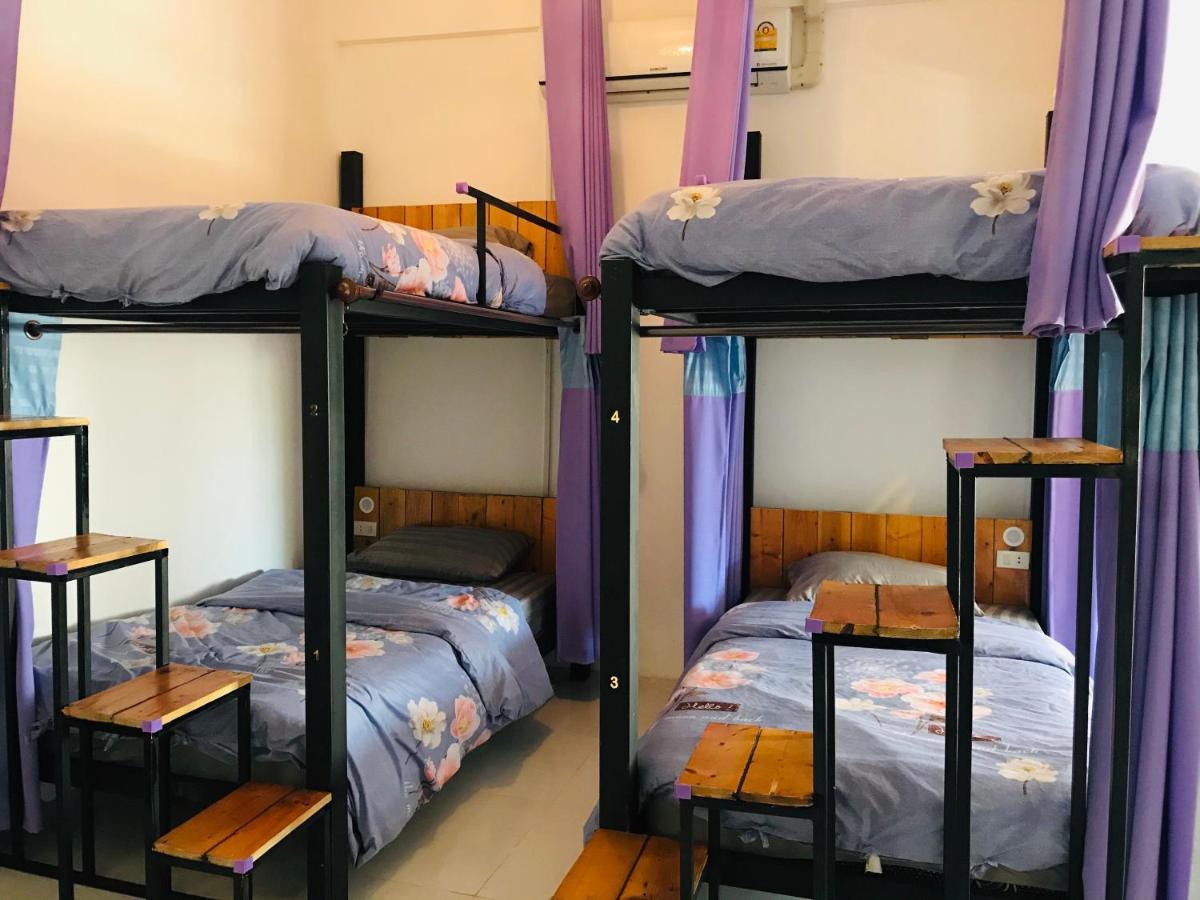 Supalakhouse Vandrarhem Chiang Mai Exteriör bild