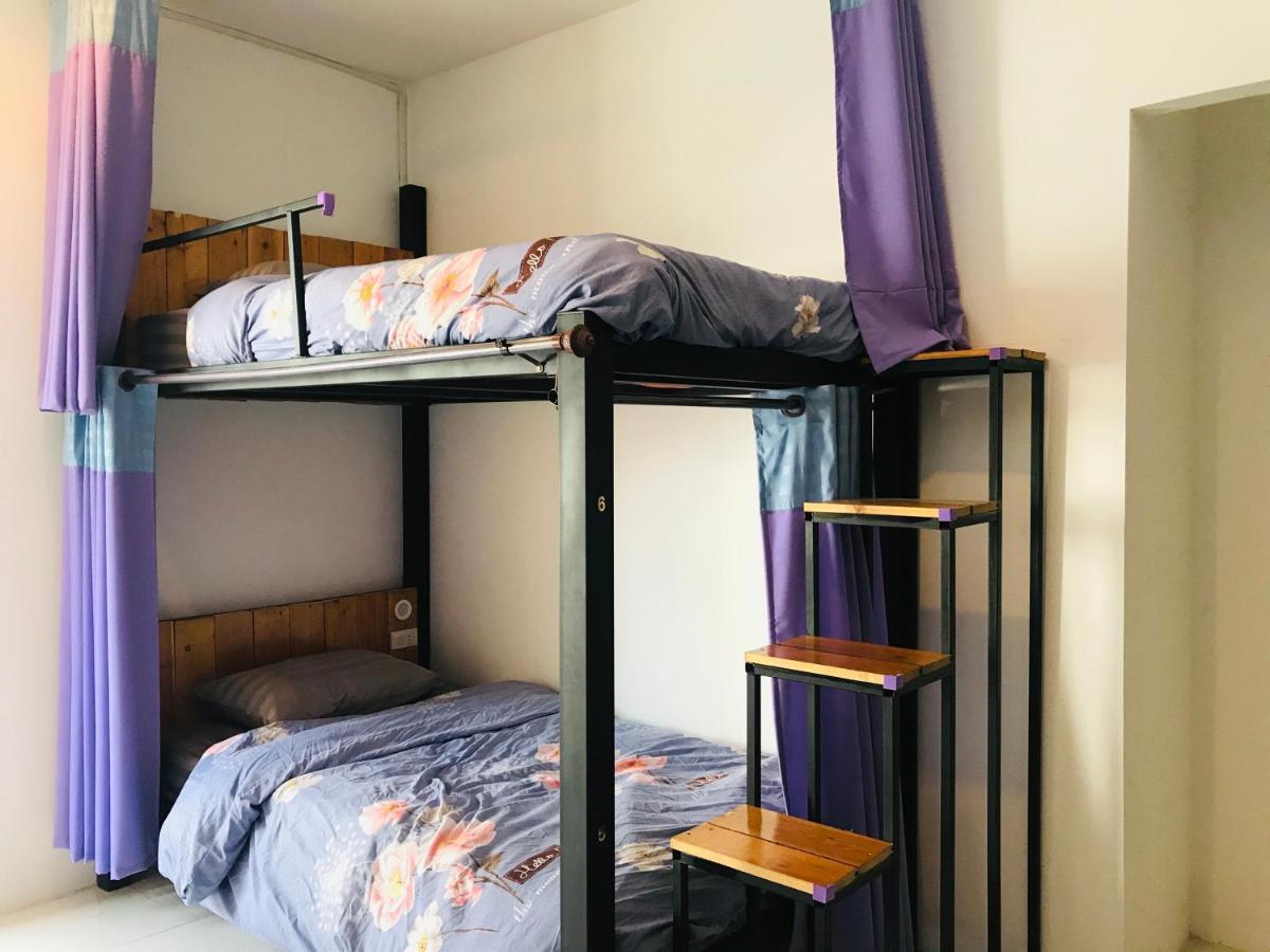 Supalakhouse Vandrarhem Chiang Mai Exteriör bild